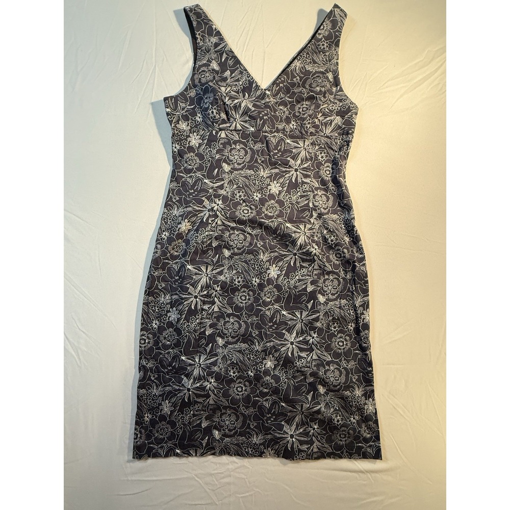 Ladies White House Black Market Sleeveless Black Floral  Tropical Dress Size 10